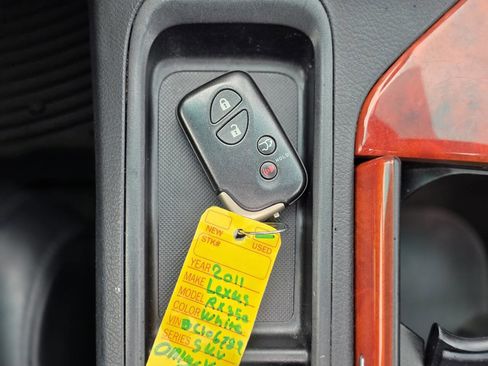 Used 2011 Lexus RX 350 AWD image 21