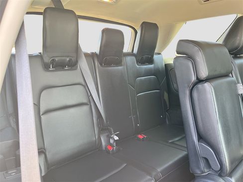 Used 2023 Nissan Pathfinder SL image 28