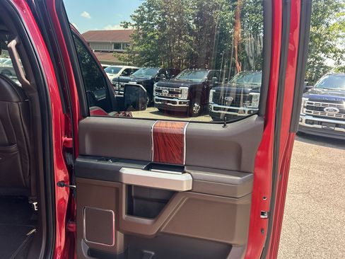 Used 2016 Ford F150 King Ranch w/ Equipment Group 601A Luxury AWD/4WD image 19