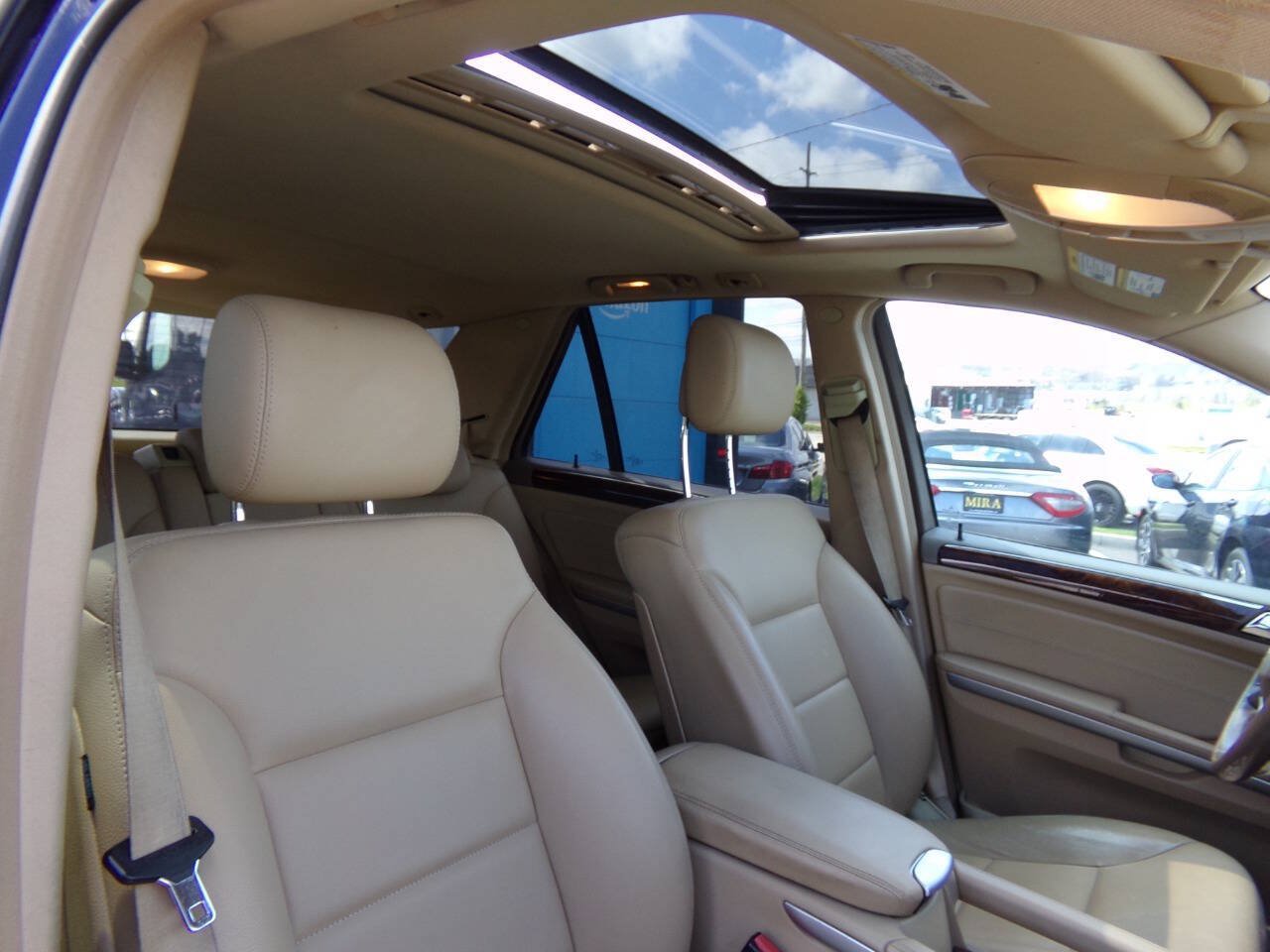 Used 2011 Mercedes-Benz ML 350 4MATIC image 28