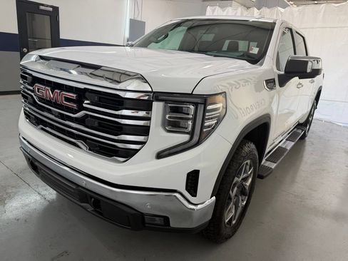 New 2026 GMC Sierra 1500 SLT w/ SLT Premium Package AWD/4WD image 36