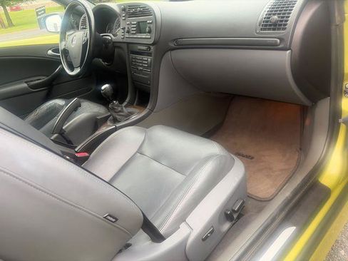 Used 2004 Saab 9-3 Arc FWD image 10