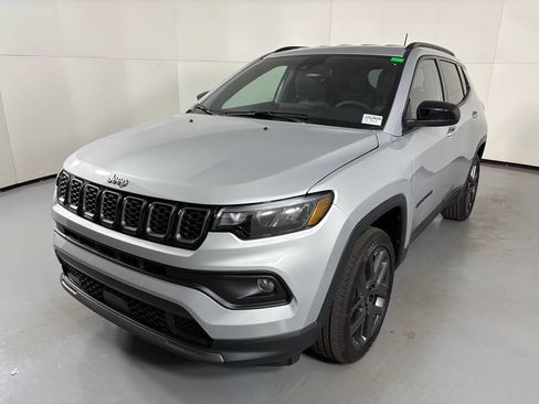 New 2026 Jeep Compass Latitude AWD/4WD image 4