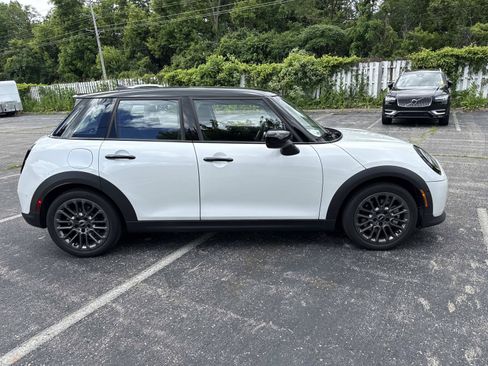 Certified 2025 MINI Cooper S FWD image 5