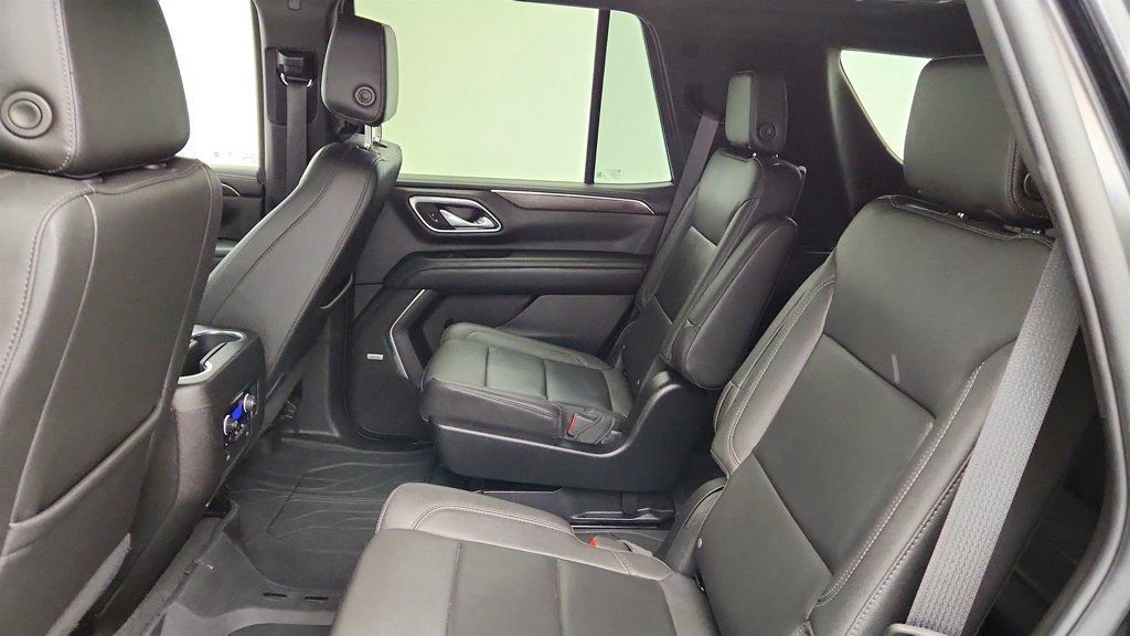 Used 2023 Chevrolet Tahoe Z71 w/ Luxury Package AWD/4WD image 22