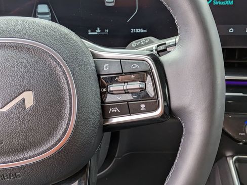 Used 2025 Kia Carnival SX Prestige FWD image 20