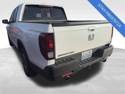 Used 2023 Honda Ridgeline RTL image 3