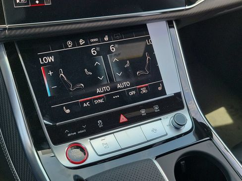New 2026 Audi SQ7 Premium Plus AWD/4WD image 13