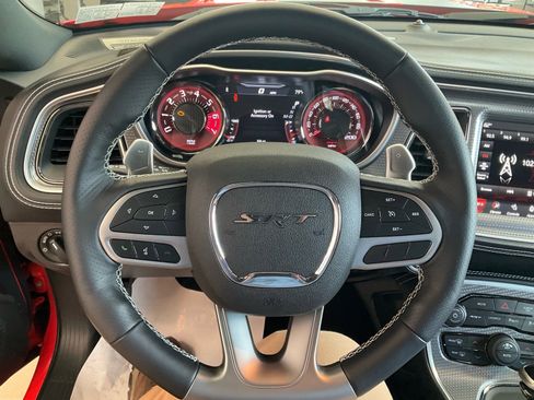 Used 2022 Dodge Challenger SRT Hellcat image 18