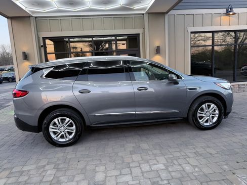 Used 2020 Buick Enclave Essence w/ LPO, Luxury Package image 48