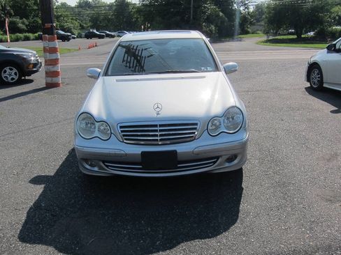 Used 2006 Mercedes-Benz C 350 4MATIC Sedan image 2