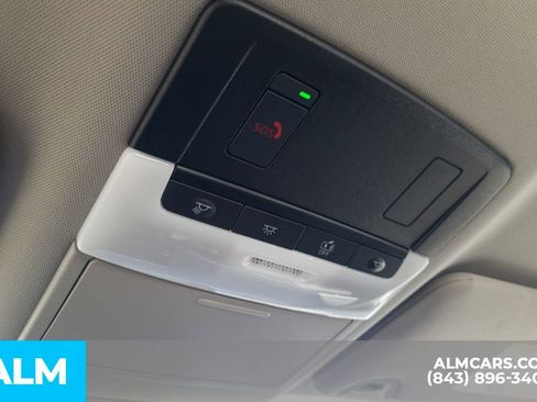 Used 2025 Nissan Altima 2.5 SV image 36