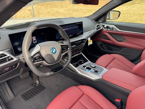 Used 2025 BMW i4 xDrive40i w/ Premium Package AWD/4WD image 30