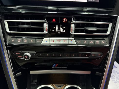 Used 2022 BMW M8 Competition w/ M Carbon Exterior Package AWD/4WD image 19