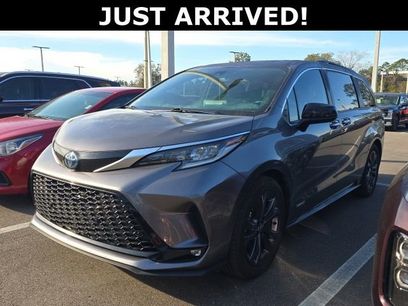 Used 2021 Toyota Sienna XSE