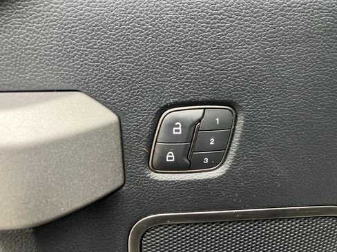 Used 2020 Ford F150 Raptor w/ Equipment Group 802A Luxury image 17