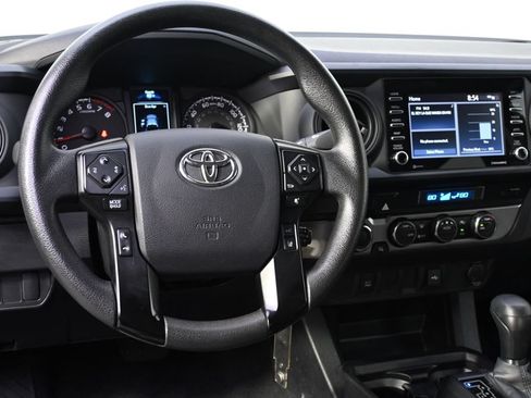 Used 2023 Toyota Tacoma SR AWD/4WD image 12