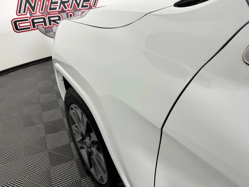 Used 2018 Jeep Grand Cherokee Overland image 27