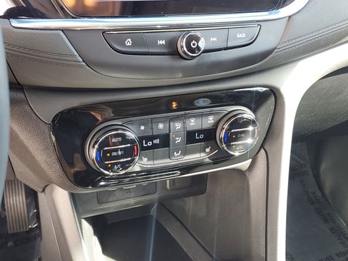 Used 2023 Buick Encore GX Essence w/ Experience Buick Package image 28