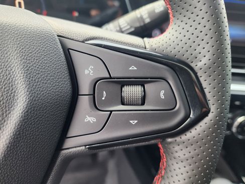 New 2026 Chevrolet Trax RS w/ Sunroof Package image 29