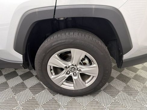 Used 2023 Toyota RAV4 XLE FWD image 20