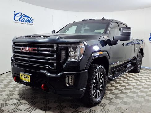 Used 2020 GMC Sierra 2500 AT4 w/ AT4 Premium Package image 6