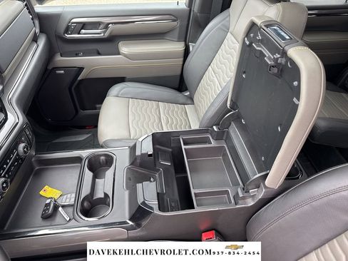 Used 2024 Chevrolet Silverado 2500 ZR2 w/ Technology Package image 19