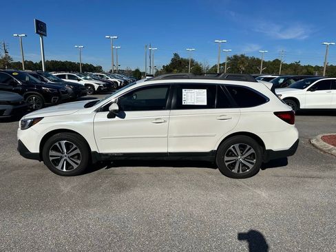 Used 2018 Subaru Outback 2.5i Limited image 11
