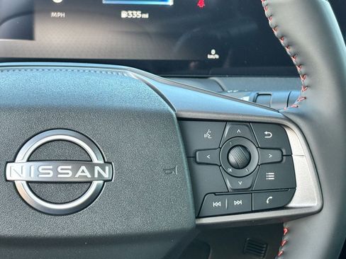New 2026 Nissan Sentra SR w/ Floor Mat Package FWD image 19