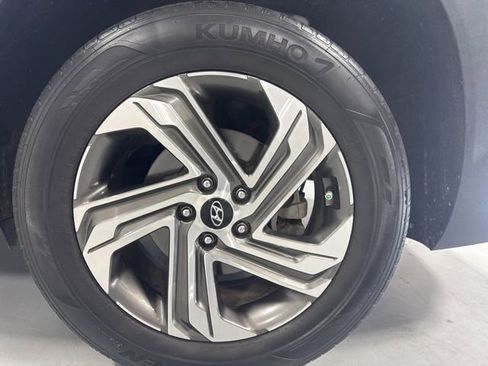 Certified 2022 Hyundai Santa Fe SE w/ Cargo Package image 9