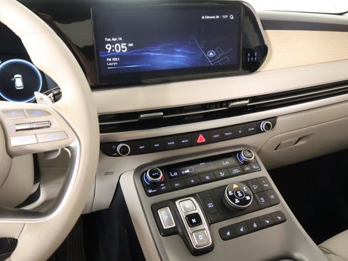 Used 2023 Hyundai Palisade Limited w/ Cargo Package image 5