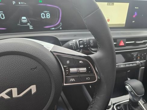 New 2026 Kia Seltos S FWD image 16