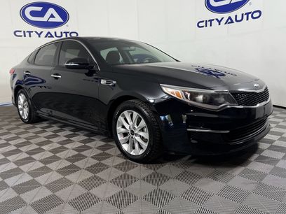 Used 2018 Kia Optima LX w/ 17" Alloy Wheels Package