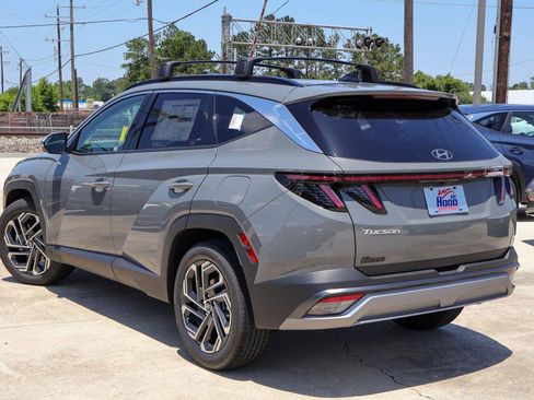 New 2026 Hyundai Tucson Limited FWD image 2