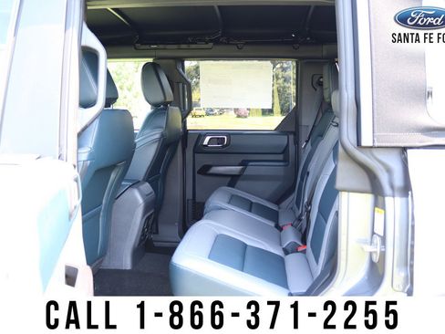 New 2024 Ford Bronco Outer Banks w/ Sasquatch Package image 40