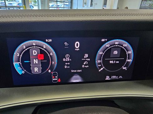 New 2026 Volkswagen Tiguan SE image 25