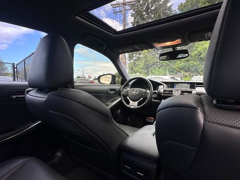 Used 2016 Lexus IS 200t w/ F Sport Package RWD image 16