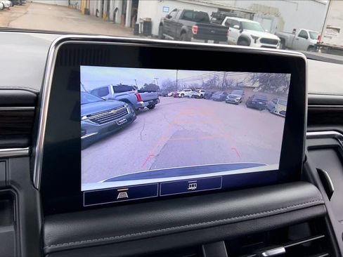 Used 2021 Chevrolet Tahoe Z71 w/ Rear Media and Nav Package image 26