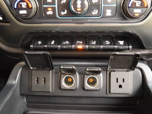 Used 2019 Chevrolet Silverado 2500 LTZ w/ Duramax Plus Package image 27