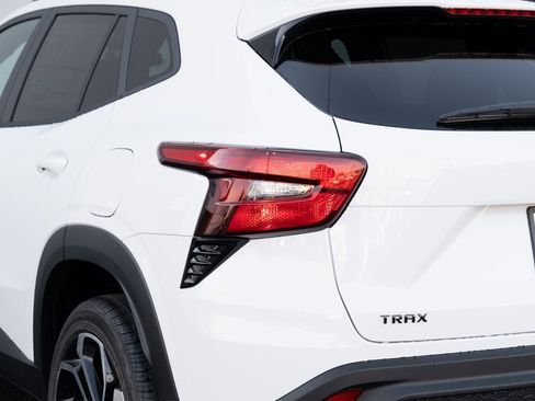 New 2025 Chevrolet Trax RS image 24