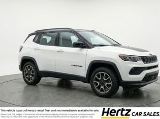 Used 2025 Jeep Compass Trailhawk video 1