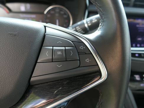 Certified 2023 Cadillac XT5 Premium Luxury FWD image 17