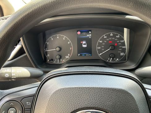 Used 2023 Toyota Corolla LE FWD image 21