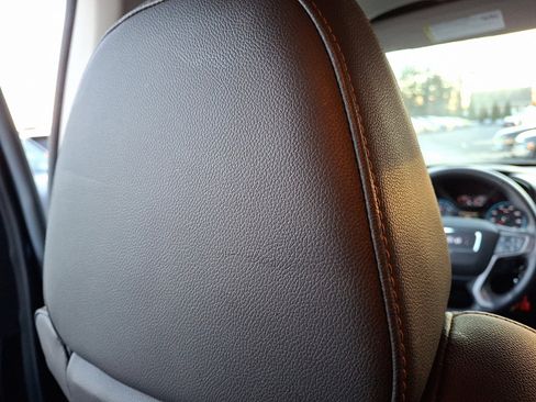 Certified 2022 GMC Canyon AT4 w/ Trailering Package image 13