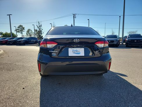 Used 2026 Toyota Corolla LE image 4