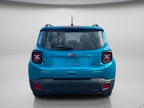 Used 2021 Jeep Renegade Sport w/ Sport Appearance Group AWD/4WD image 6
