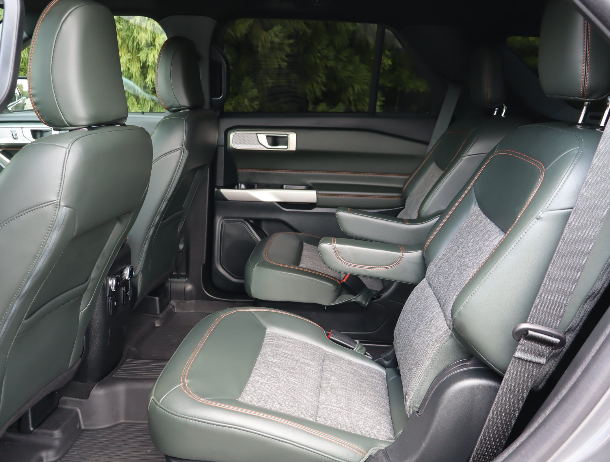 Used 2023 Ford Explorer Timberline w/ Timberline Technology Package AWD/4WD image 36