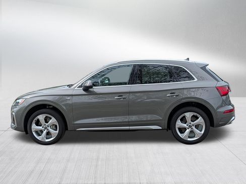 Used 2023 Audi Q5 2.0T Premium Plus w/ Premium Plus Package AWD/4WD image 4