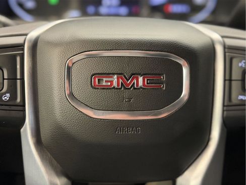 Certified 2022 GMC Sierra 2500 SLT w/ SLT Convenience Package image 51