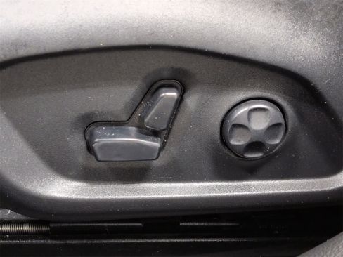 Certified 2021 Jeep Compass Limited image 18